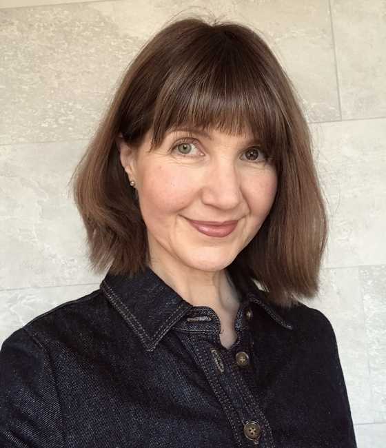 Portrait of Carrie Hughes